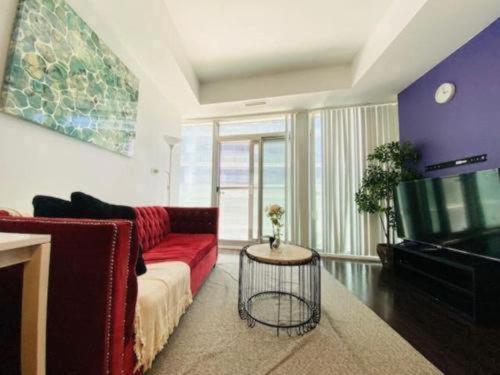 Downtown Suites Toronto Exterior photo